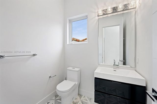 1615 NE 3rd Court, Fort Lauderdale, FL 33301
