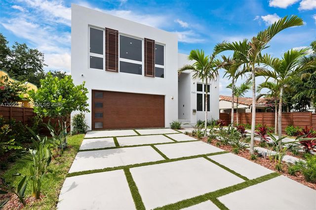 1615 NE 3rd Court, Fort Lauderdale, FL 33301