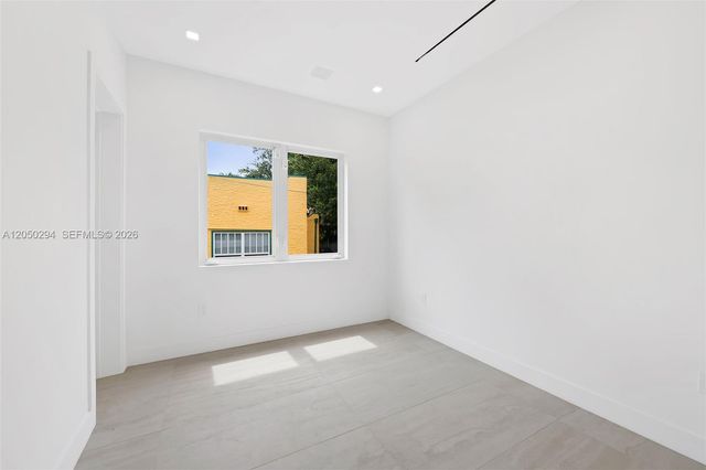 1615 NE 3rd Court, Fort Lauderdale, FL 33301