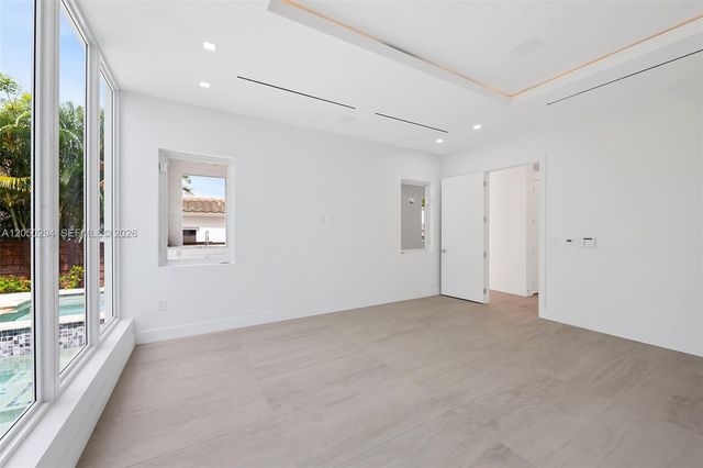 1615 NE 3rd Court, Fort Lauderdale, FL 33301