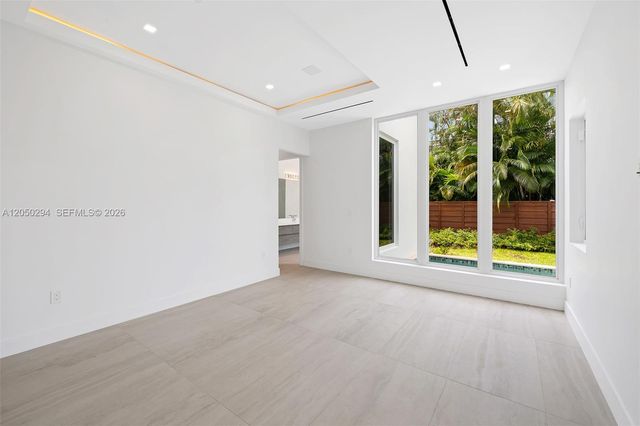 1615 NE 3rd Court, Fort Lauderdale, FL 33301
