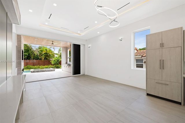 1615 NE 3rd Court, Fort Lauderdale, FL 33301