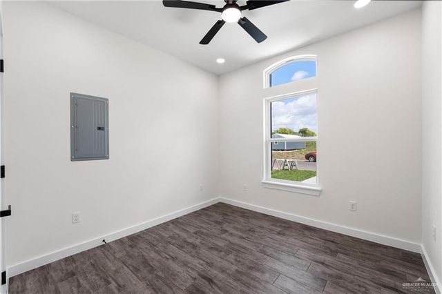 2292 Via Roma Road, Weslaco, TX 78596