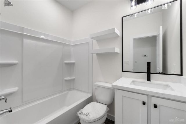 2292 Via Roma Road, Weslaco, TX 78596
