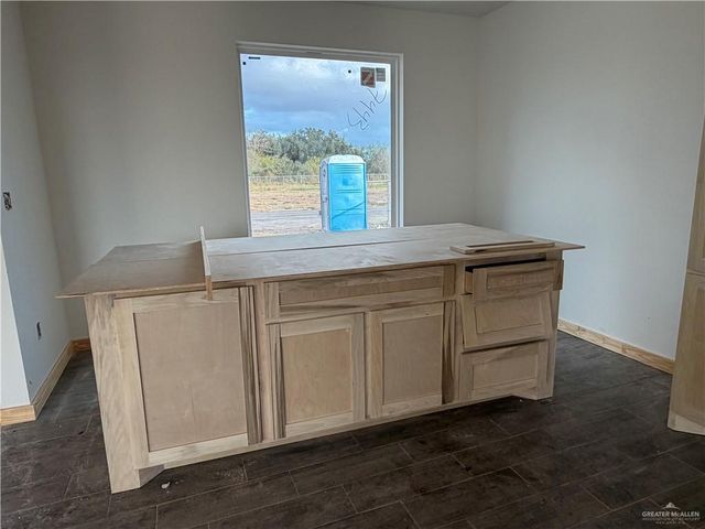 2292 Via Roma Road, Weslaco, TX 78596