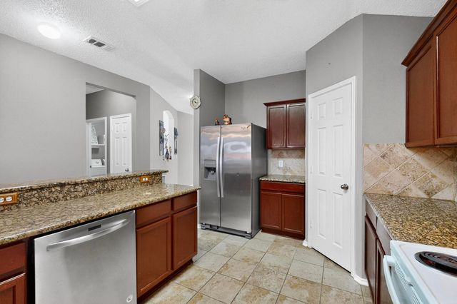 8409 Vicksburg Lane, Fort Worth, TX 76123