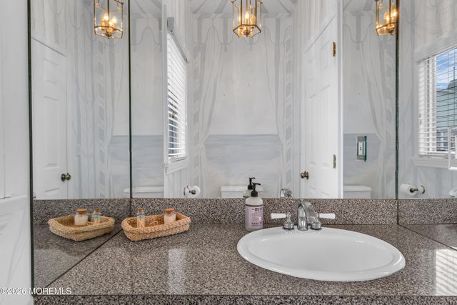 6 Cook Street, Monmouth Beach, NJ 07750