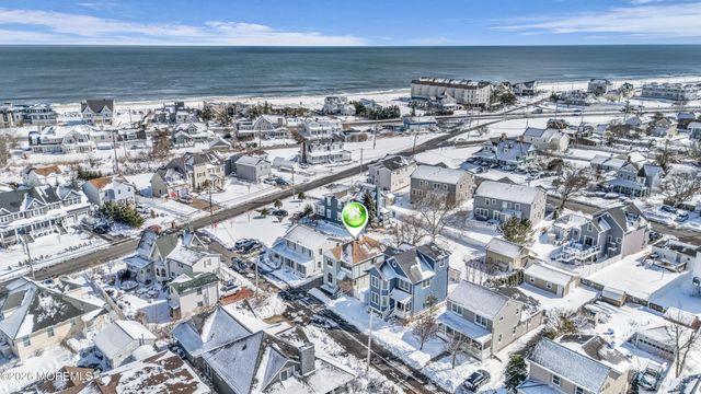 6 Cook Street, Monmouth Beach, NJ 07750
