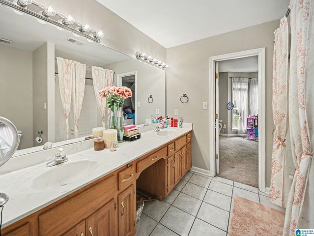 113 LONGLEAF LANE, Trussville, AL 35173