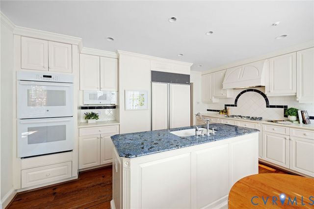 1 Ampthill Rd, Richmond, VA 23226