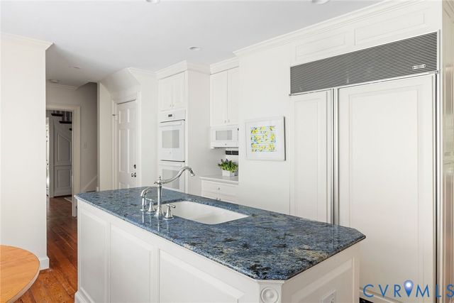 1 Ampthill Rd, Richmond, VA 23226