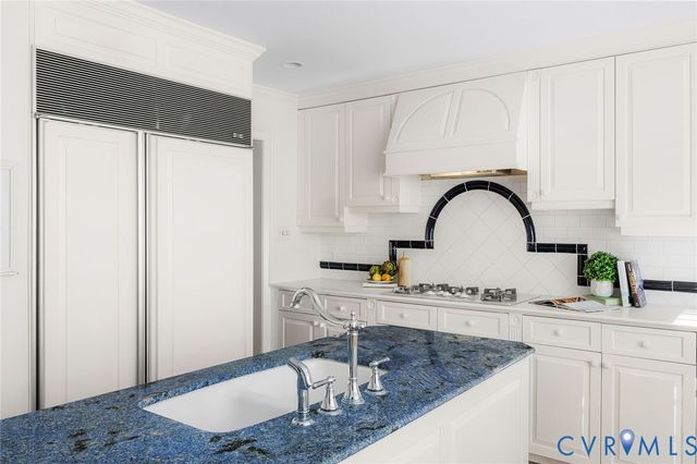 1 Ampthill Rd, Richmond, VA 23226