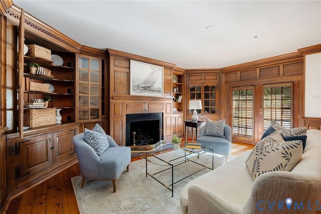 1 Ampthill Rd, Richmond, VA 23226