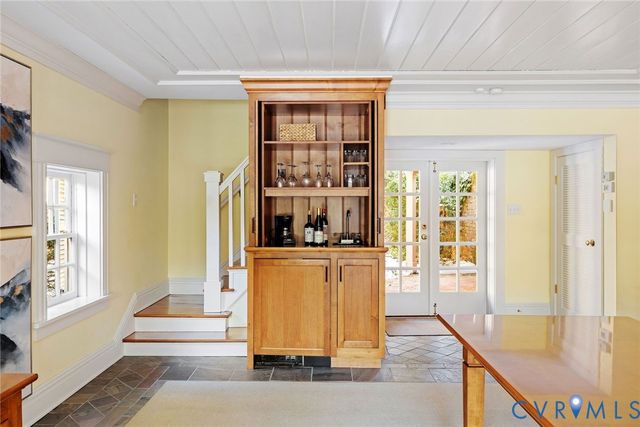 1 Ampthill Rd, Richmond, VA 23226