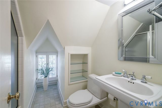 1 Ampthill Rd, Richmond, VA 23226