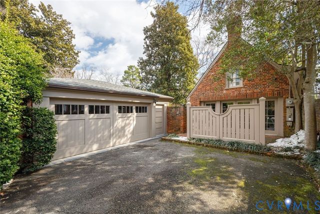 1 Ampthill Rd, Richmond, VA 23226