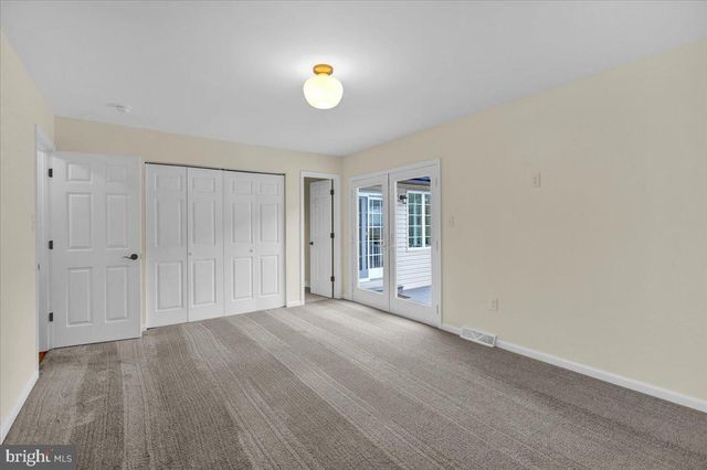 2 COURTLEIGH PL, Reading, PA 19606