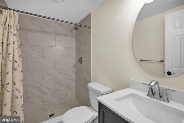 2 COURTLEIGH PL, Reading, PA 19606