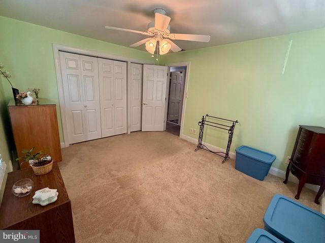 211 E WASHINGTON AVE, Magnolia, NJ 08049