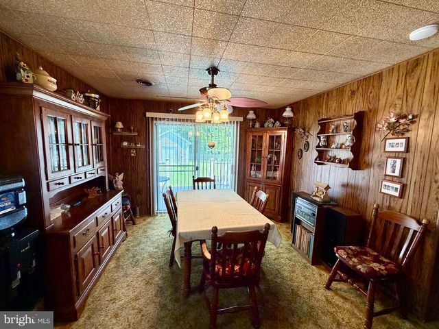 211 E WASHINGTON AVE, Magnolia, NJ 08049