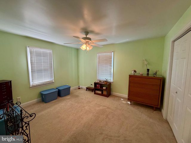211 E WASHINGTON AVE, Magnolia, NJ 08049