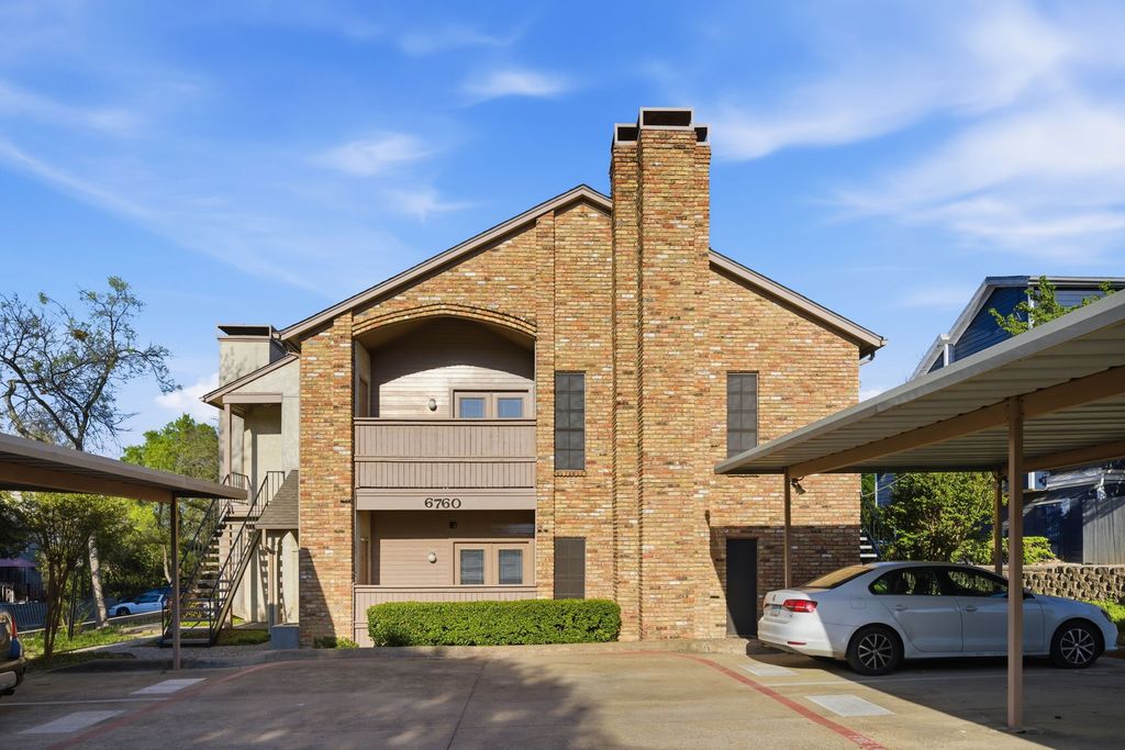 6760 Eastridge Drive 102, Dallas, TX 75231