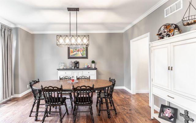 2339 Julianne Circle, Newburgh, IN 47630