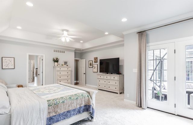 2339 Julianne Circle, Newburgh, IN 47630