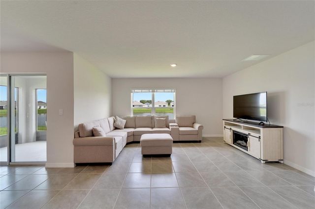 3724 111TH STREET E, Palmetto, FL 34221