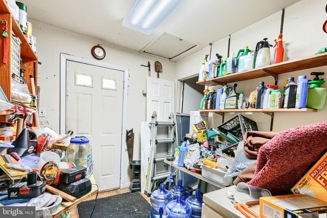 9301 OLD GEORGETOWN RD, Bethesda, MD 20814