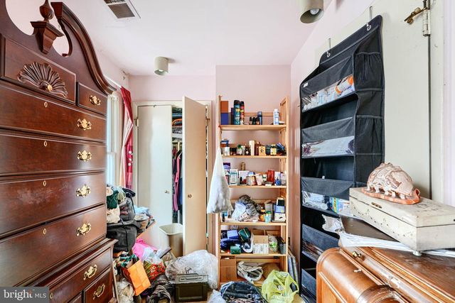 9301 OLD GEORGETOWN RD, Bethesda, MD 20814