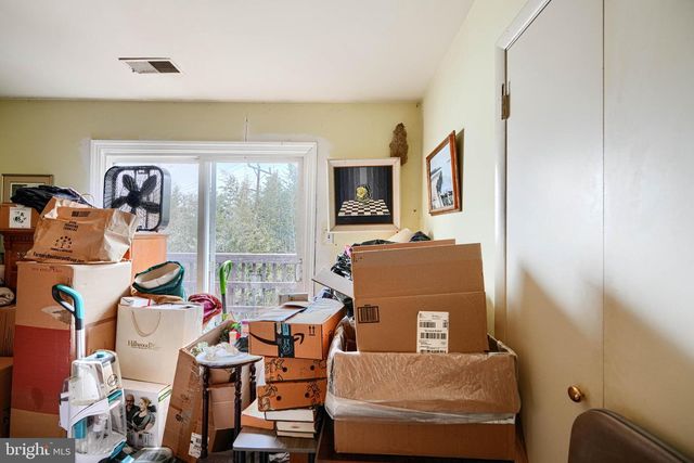 9301 OLD GEORGETOWN RD, Bethesda, MD 20814