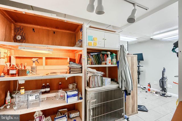 9301 OLD GEORGETOWN RD, Bethesda, MD 20814