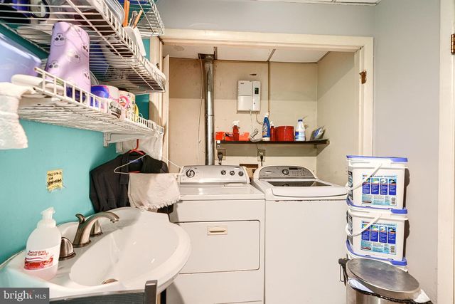 9301 OLD GEORGETOWN RD, Bethesda, MD 20814