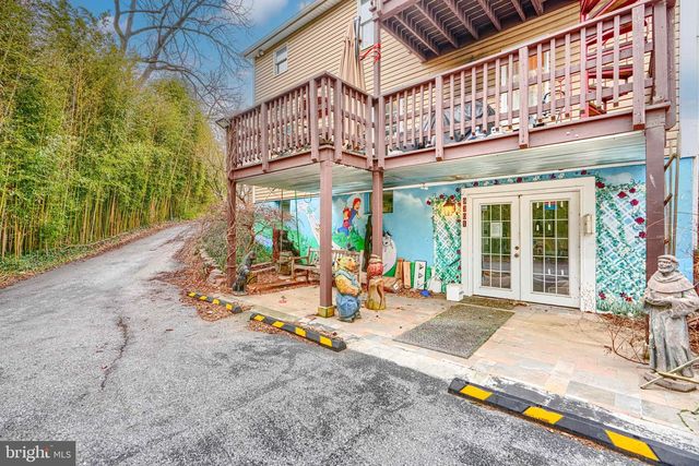 9301 OLD GEORGETOWN RD, Bethesda, MD 20814