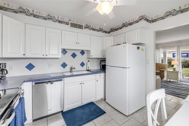 577 N ATLANTIC AVENUE 7, New Smyrna Beach, FL 32169
