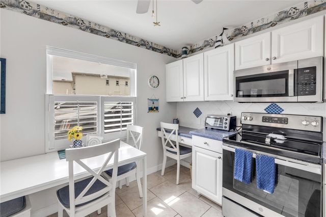 577 N ATLANTIC AVENUE 7, New Smyrna Beach, FL 32169
