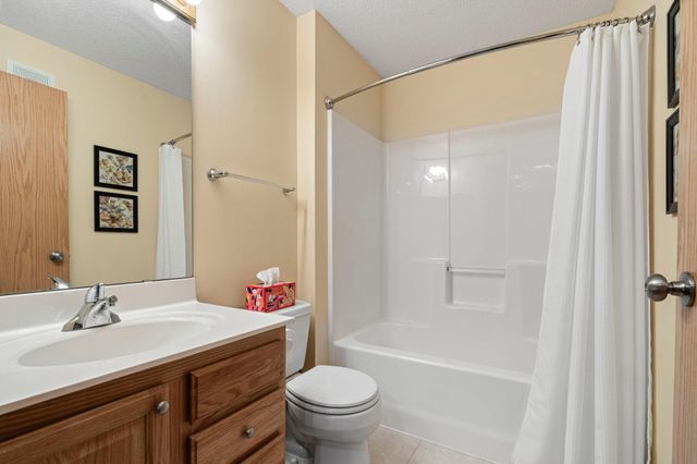 18400 Euclid Street 360, Farmington, MN 55024