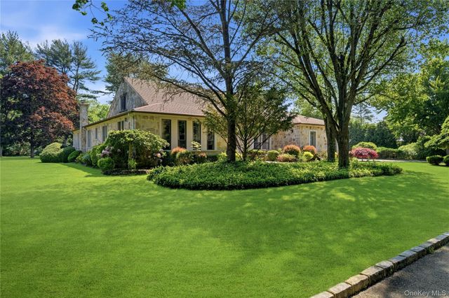 199 Cold Spring Road, Syosset, NY 11791
