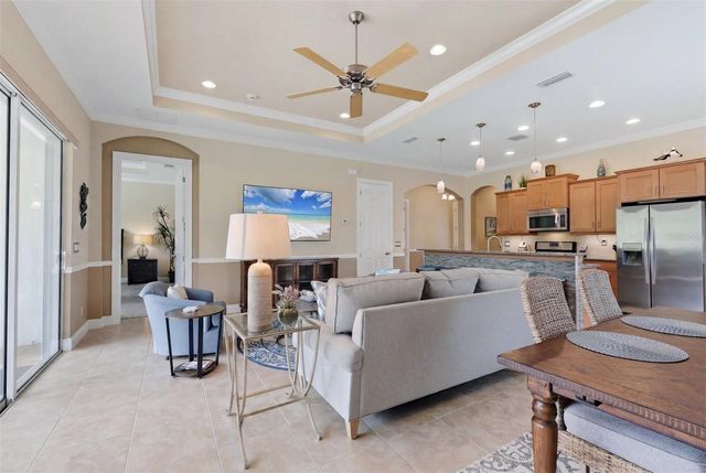5029 LAKE OVERLOOK AVENUE, Bradenton, FL 34208