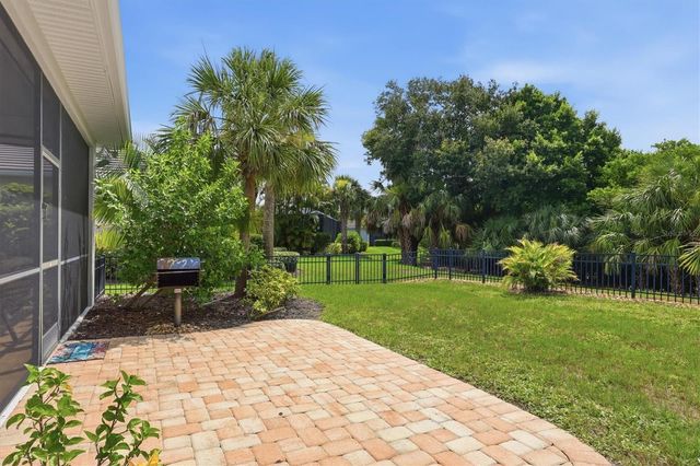 5029 LAKE OVERLOOK AVENUE, Bradenton, FL 34208