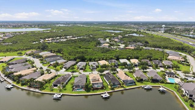 5029 LAKE OVERLOOK AVENUE, Bradenton, FL 34208