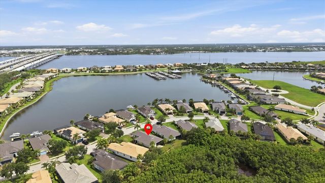 5029 LAKE OVERLOOK AVENUE, Bradenton, FL 34208