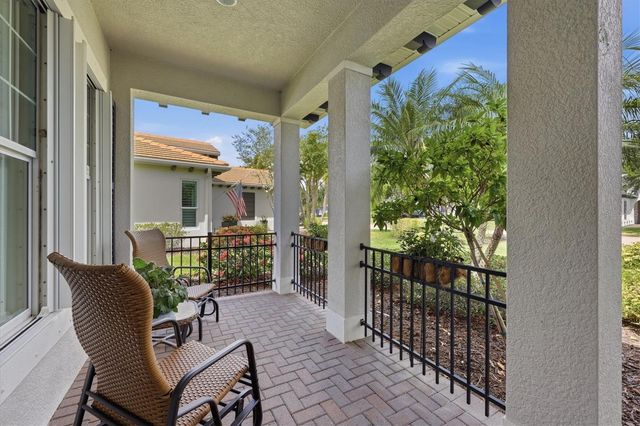 5029 LAKE OVERLOOK AVENUE, Bradenton, FL 34208