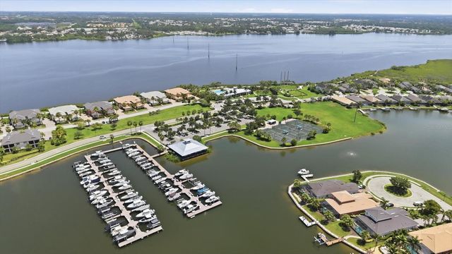 5029 LAKE OVERLOOK AVENUE, Bradenton, FL 34208
