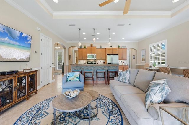5029 LAKE OVERLOOK AVENUE, Bradenton, FL 34208