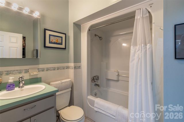 149 Windy Hill Circle, Tuckasegee, NC 28783