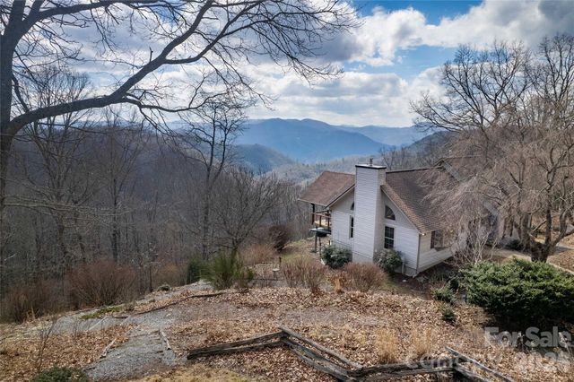 149 Windy Hill Circle, Tuckasegee, NC 28783