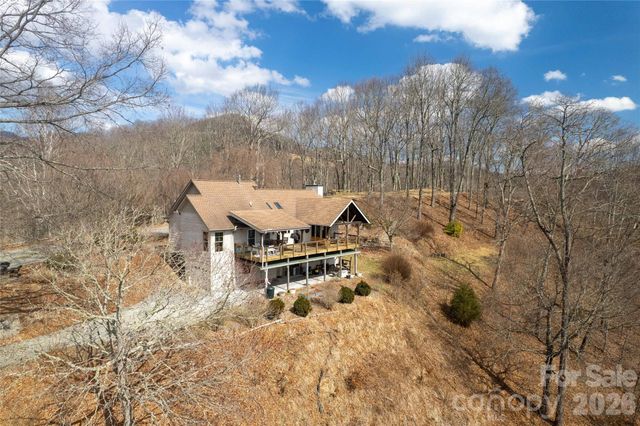 149 Windy Hill Circle, Tuckasegee, NC 28783