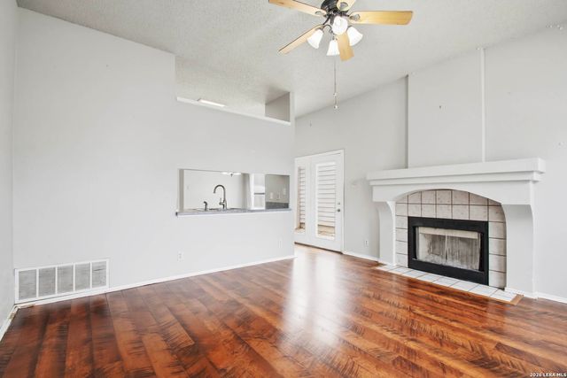 6322 Village Arbor, San Antonio, TX 78250